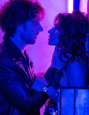 Pogledali smo seriju Sex/Life na Netflixu – i sada imamo mnogo tema za razmišljanje