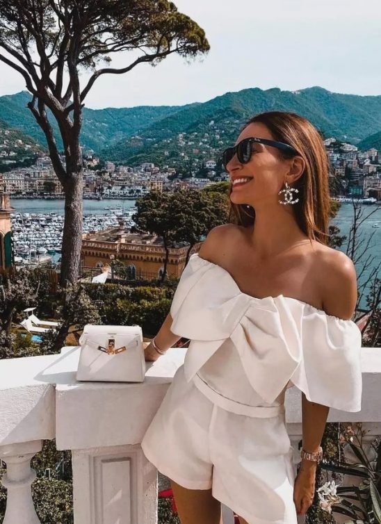 Predstavljamo vam 6 esencijalnih belih bluza koje su vam potrebne za leto