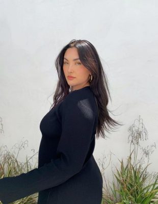 Ko je Yumi Nu? Upoznajte plus-size manekenku i pevačicu, koja menja modnu industriju