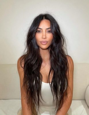 Kim Kardashian je hrabro progovorila o svojoj psorijazi, i osnažila žene širom sveta