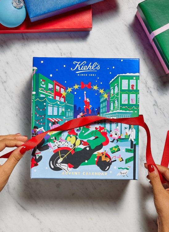 U potrazi ste za savršenim prazničnim poklonom? Ne tražite dalje, jer je stigla Kiehl’s novogodišnja kolekcija!