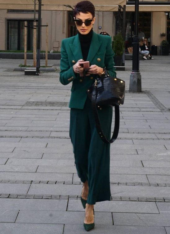 Jelena Šalipur, dama iza profila Stylish Belgrade: „Ljudi su prirodniji i lepši ako ne znaju da ih neko fotografiše“