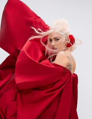 Cool, Color, Couture – ako su ovo reči koje te opisuju, imamo savršen parfem za tebe