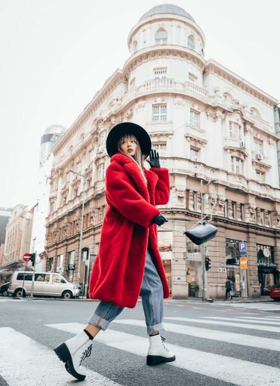TREND ALERT: Predstavljamo vam top 3 modela čizama za zimsku sezonu i kako da ih stilizujete kao Jana Dačović