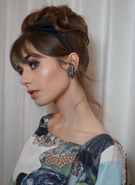 Ovo je beauty rutina koje se pridržava Emily in Paris… pardon, glumica Lily Collins!