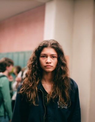 Da li šljokice u seriji “Euphoria” prikrivaju realnost u kojoj odrasta Gen Z?