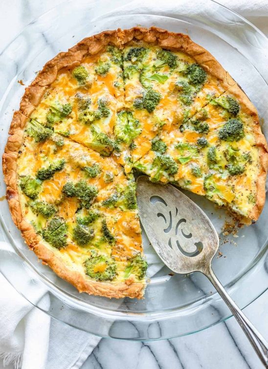 Recept za brzu večeru – pripremite kiš sa feta sirom i brokolijem za samo pola sata