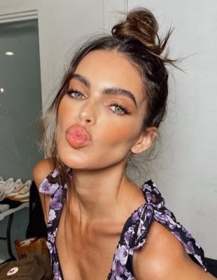 TikTok vraća trend messy punđe, a ovo su novi, raznovrsni načini da je napravite