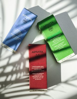 Boostuj svoju rutinu: Ovo su hidrirajući booster i anti-age serumi koji će zaštititi i podmladiti tvoj kožu