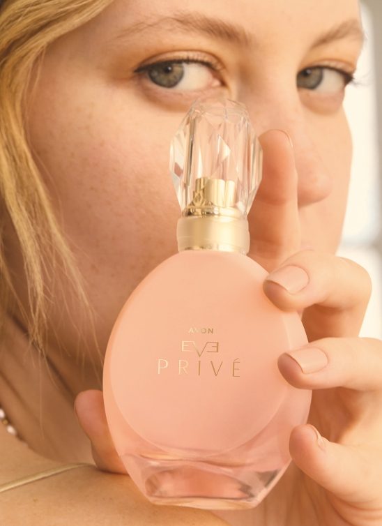 #jasamjedinstvena konkurs – podeli svoju autentičnu priču, postani deo Eve Privé Avon editorijala i osvoji nagradu