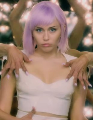 Black Mirror se vraća na Netflix: Kada će početi 6. sezona i šta sve znamo o njoj?