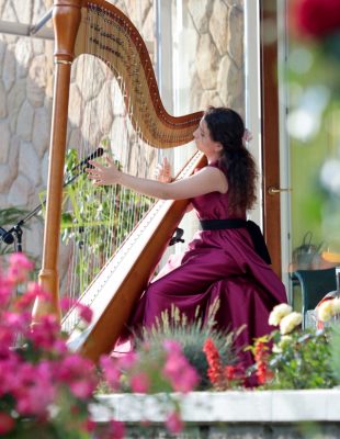 Zoja Đorđević pred koncert 15. juna: „Biće mi zadovoljstvo da publici sviram na divnoj filharmonijskoj harfi”