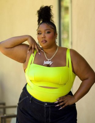 Lizzo nas savetuje da je vreme za self-love summer