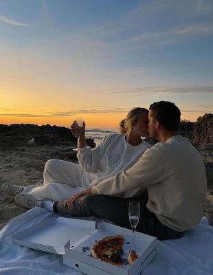 Šta da učinite ako vam smeta što vaš partner prati seksi blogerke na Instagramu