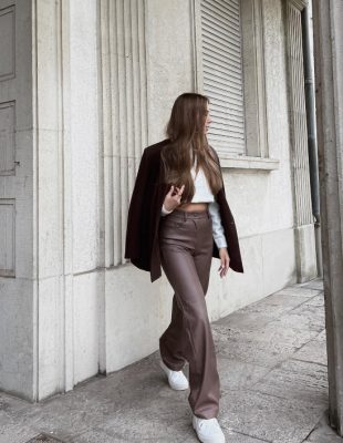 5 trendi načina da nosite kožne pantalone