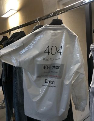 Balenciaga je napustila i Twitter – šta brisanje društvenih mreža znači za velike brendove?