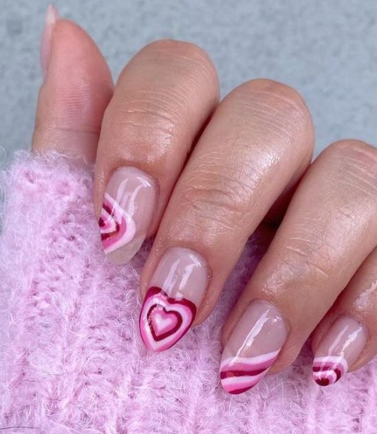 Magenta manikir – probajte lakove za nokte u boji godine
