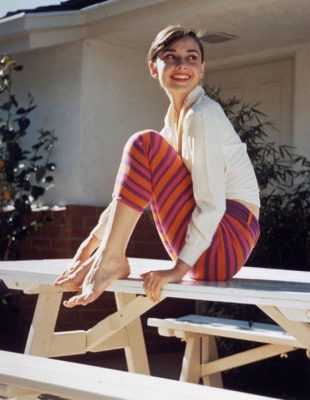 Vanvremenski stil Audrey Hepburn koji možete isprobati na 12 različitih načina