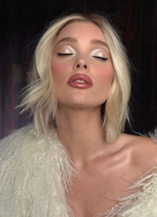 Hologramska šminka je najveći makeup trend leta, a evo kako da je nosite