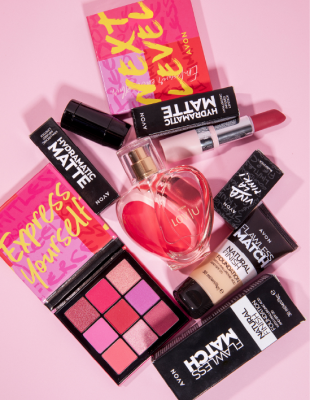 Unesite boje leta u svoj <i>makeup</i>: Otkrijte naše omiljene proizvode za šarene i zabavne <i>lookove</i>