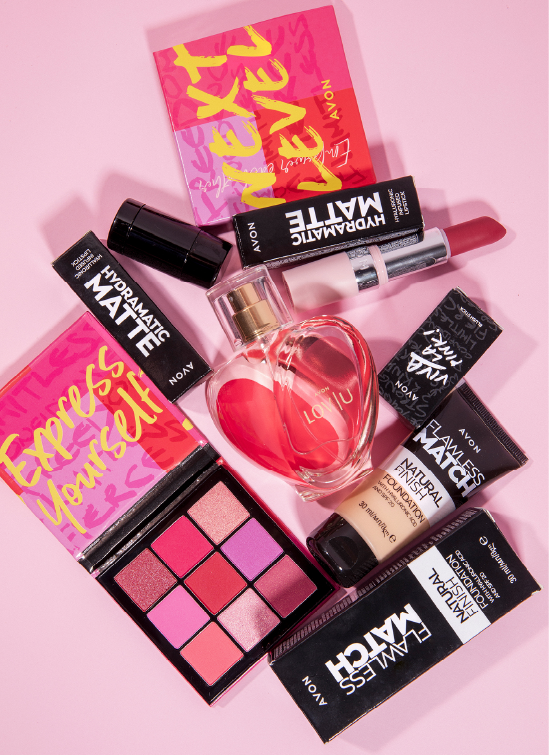 Unesite boje leta u svoj <i>makeup</i>: Otkrijte naše omiljene proizvode za šarene i zabavne <i>lookove</i>