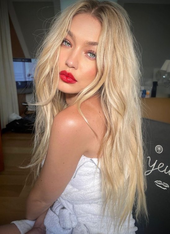 Lazy Hot Girl Hair – letnji trend koji smo čekali