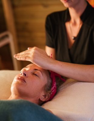 Šta je Reiki i da li energetsko isceljivanje zaista pomaže