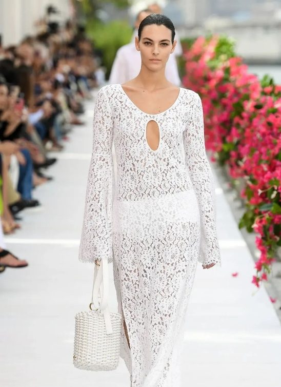WNB Latest: Kapri fantazija Michael Korsa i futurizam Tory Burch na NYFW