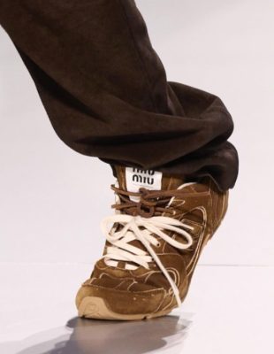 WNB Latest: Miu Miu je lansirao patike u saradnji sa New Balance 530
