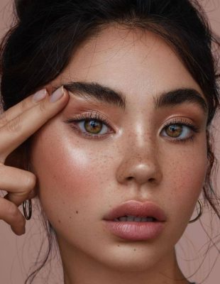 Isprobajte ove makeup trikove koji podižu lice u sekundi