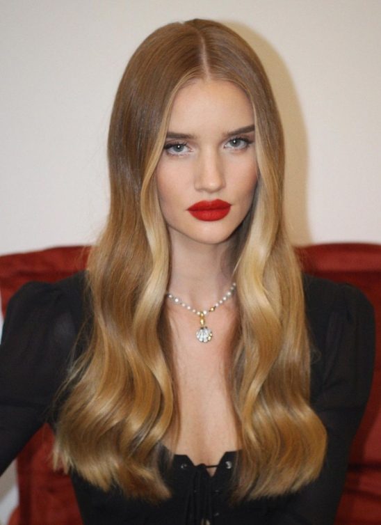 Red velvet makeup: Tehnika šminkanja za fatalni vamp izgled