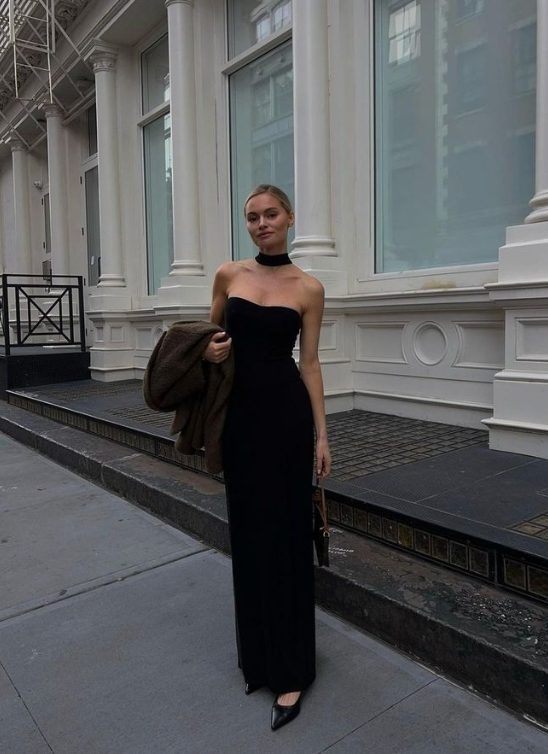 Pronašli smo najlepše minimalističke crne haljine, koje svaki autfit čine glamuroznim