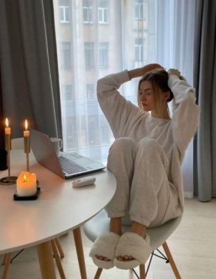 Cozy pidžame za savršenu kućnu atmosferu: Kompleti koji spajaju udobnost sa besprekornim stilom