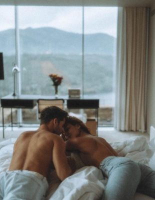 6 metoda da začinite predigru kako bi vaš seksualni život (p)ostao uzbudljiv