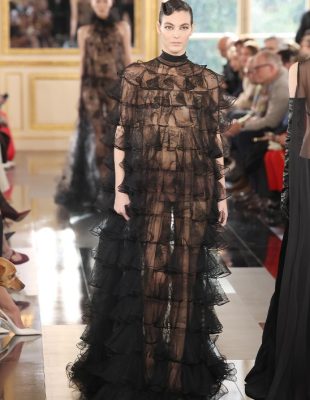 PFW: Noir kolekcija modne kuće Valentino i dve revije koje su razočarale