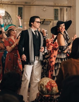Becoming Karl Lagerfeld: Šta nam donosi trejler serije o slavnom dizajneru?