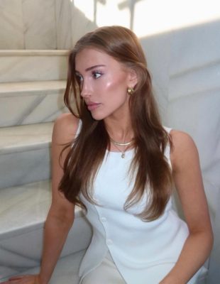 Biserna koža: Najnežniji makeup trend za proleće