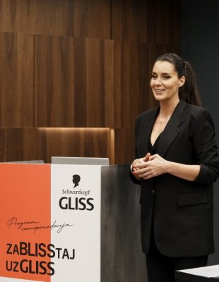 Proleće u znaku snažnih žena: Počeo je Schwarzkopf Gliss Program samopouzdanja