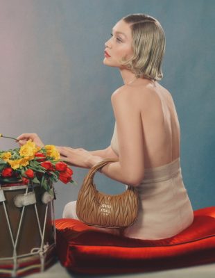 Miu Miu kampanja sa Gigi Hadid je omaž revolucionarnoj fotografkinji Yevonde