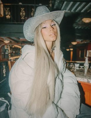 Giddy up! Ovo su najlepše frizure inspirisane country muzikom