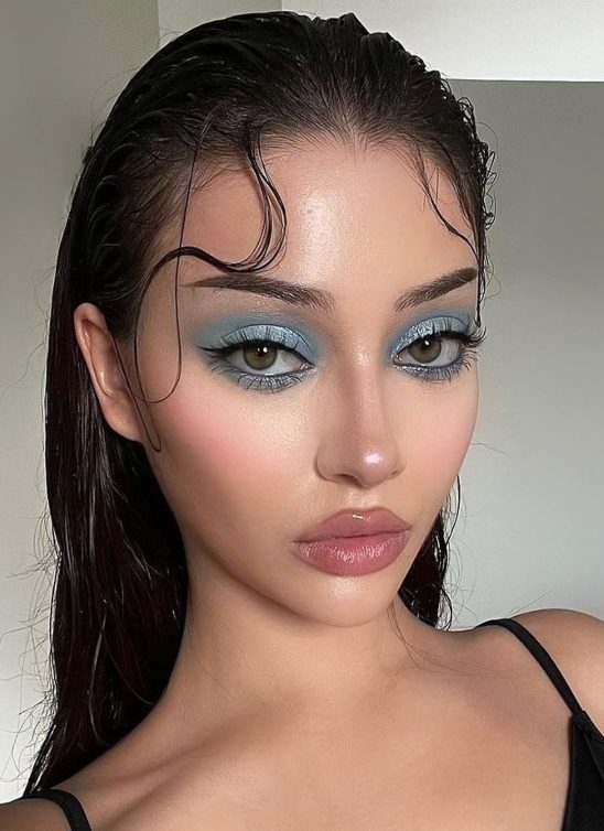 Ponovo se nosi makeup 90-ih, a ovo su ključni saveti za postizanje tog looka