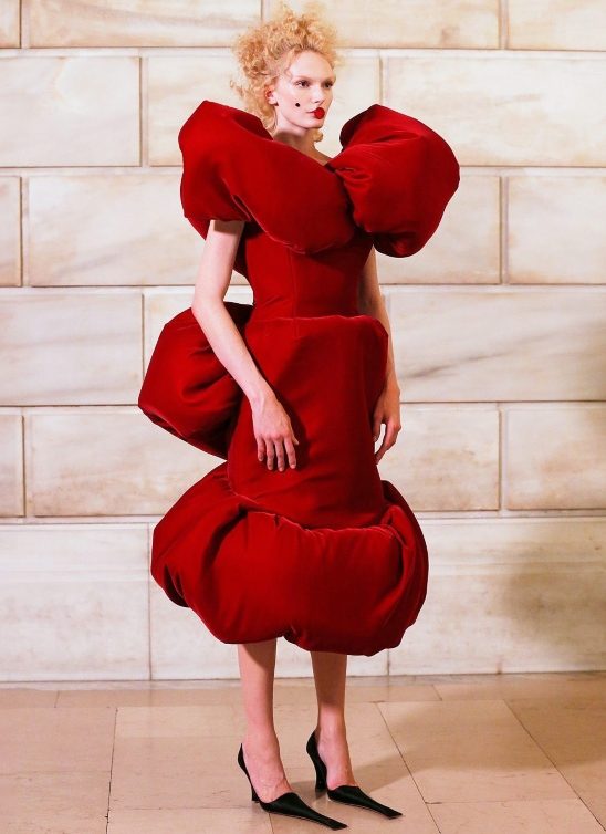 Marc Jacobs SS25 kolekcija je kao da smo zavirili u kuću lutaka