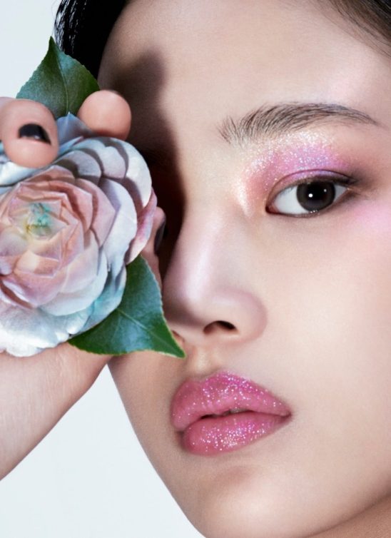 CHANEL ima limitirani ruž sa šljokicama koji ćete želeti u svojoj makeup kolekciji
