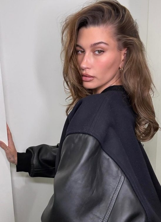 Braon olovka za oči je nova crna prema Hailey Bieber – izabrali smo najbolje na domaćem tržištu