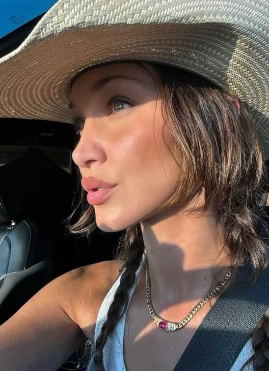 Bella Hadid otkriva svoj omiljeni proizvod za negu kože – i dostupan je u svakoj drogeriji