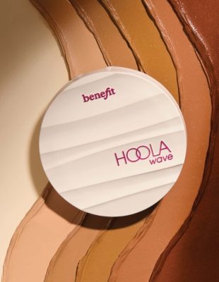 Benefit sada ima kremastu verziju voljenog Hoola Bronzera – donosimo detalje