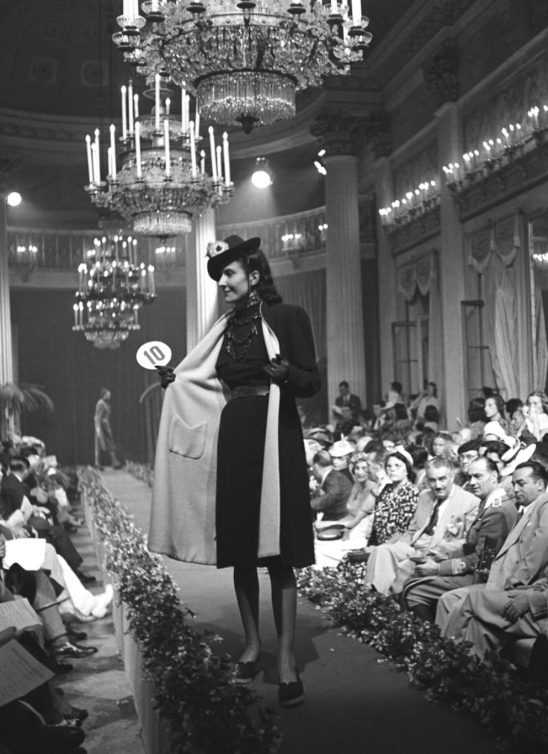 Palazzo Pitti predstavlja izložbu “Moda in Luce 1925–1955” o italijanskoj modi