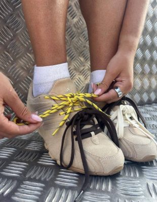 Adidas predstavio redizajnirane patike iz 2000-ih koje mnogi porede sa Miu Miu modelom