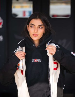 Upoznajte 5 Gen Z žena u moto-sportu, koje od sporta prave umetnost