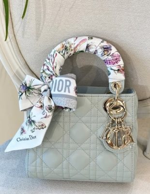 Nova “Lady Dior” torba: Jonathan Anderson kultnom modelu dao novi šarm